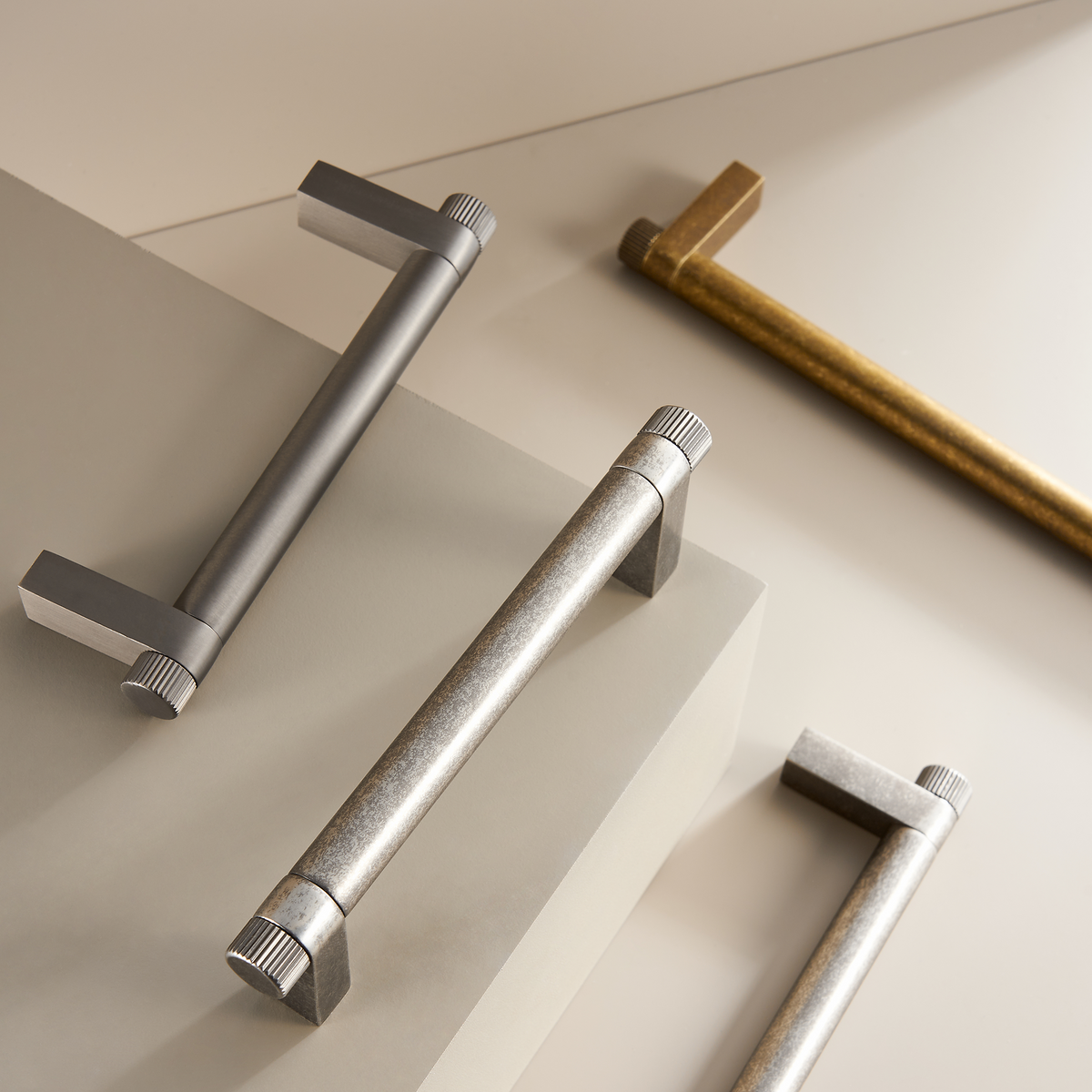 Linus Solid Brass Handle | Grinded Nickel S-L