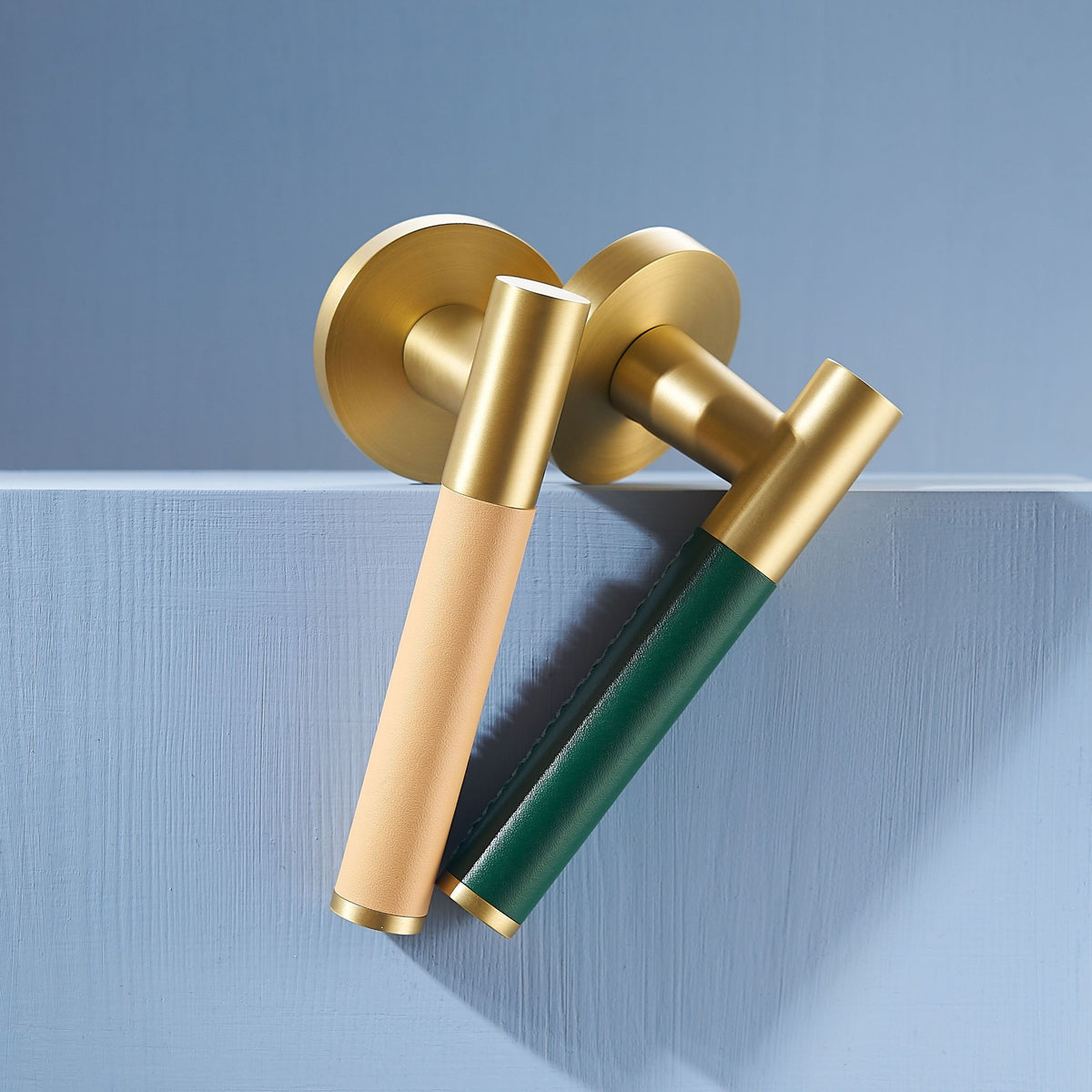Kara Solid Brass &amp; Leather Door Lever | Gold &amp; Beige