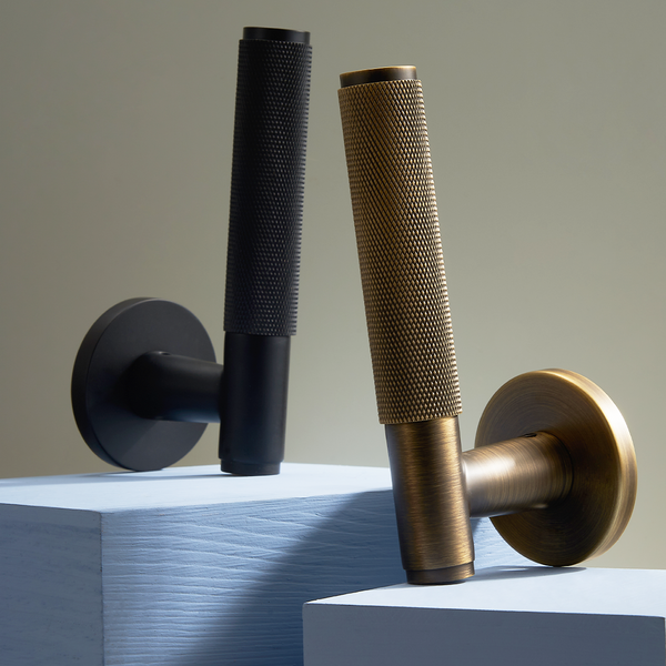 Knox Solid Brass Door Lever I Black Passio Interiors