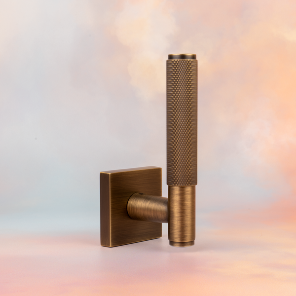Knox Solid Brass Door Lever II Bronze Passio Interiors