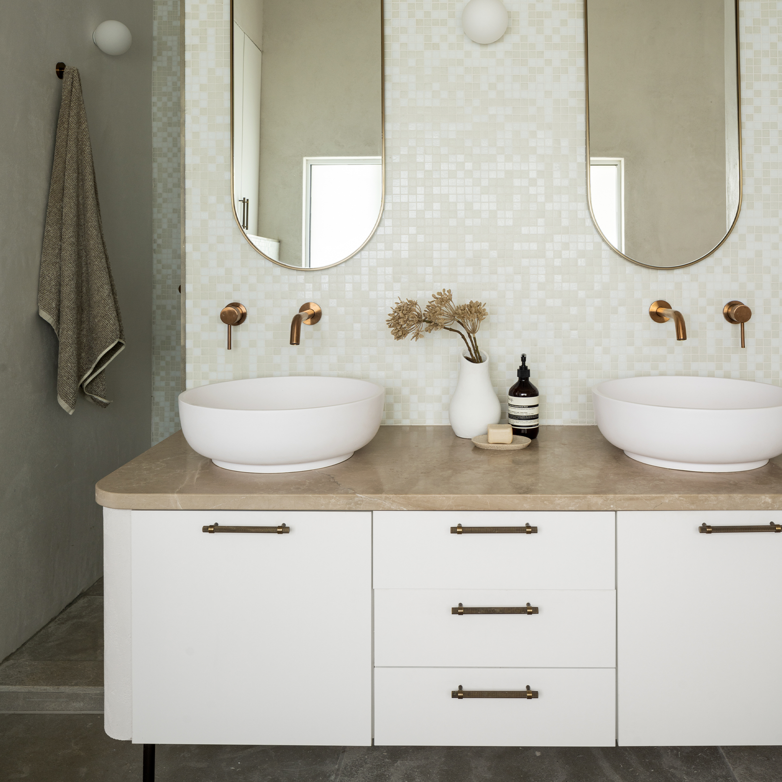 Bronze Fixtures: A Non-Negotiable in Today's Designs