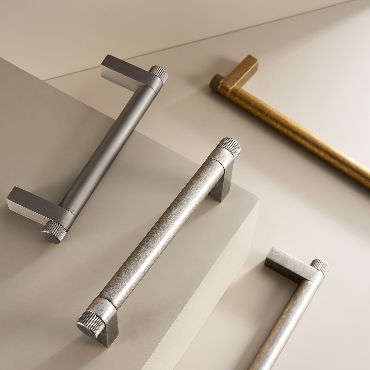 Linus Solid Brass Handle | Grinded Nickel