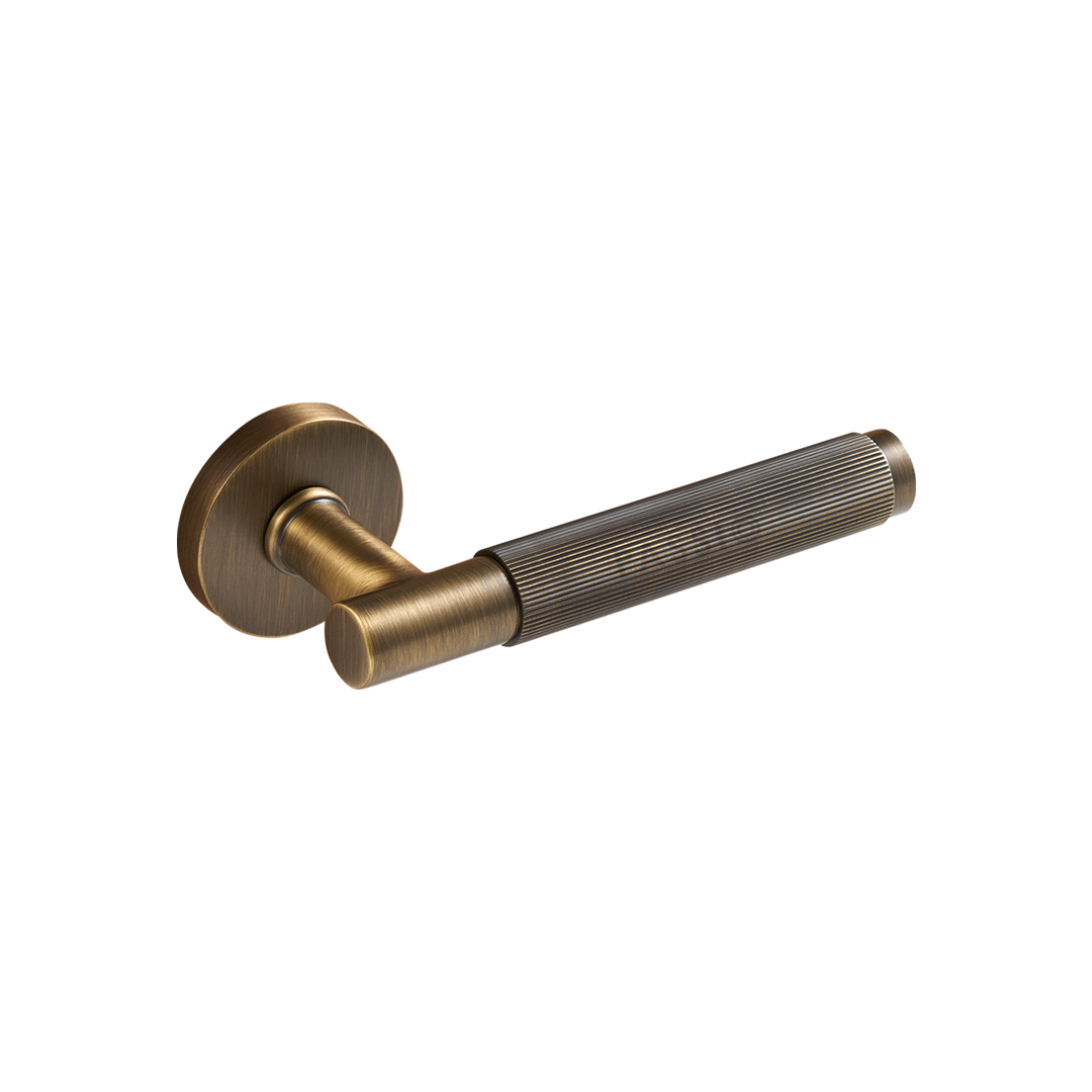 Alto Solid Brass Door Lever | Bronze