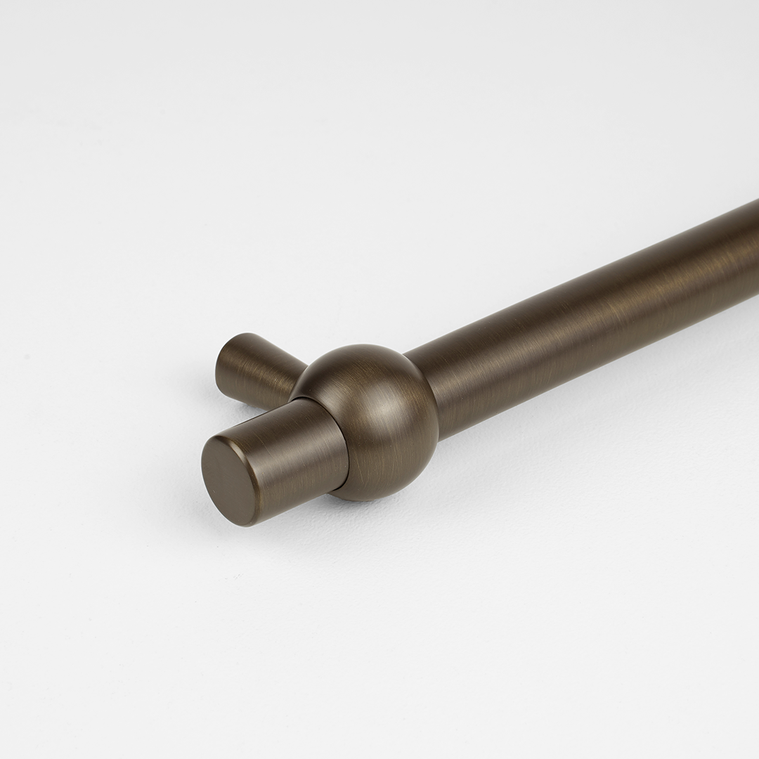 Forma Solid Brass Handle | Bronze