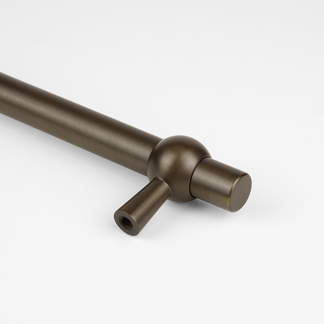 Forma Solid Brass Handle | Bronze