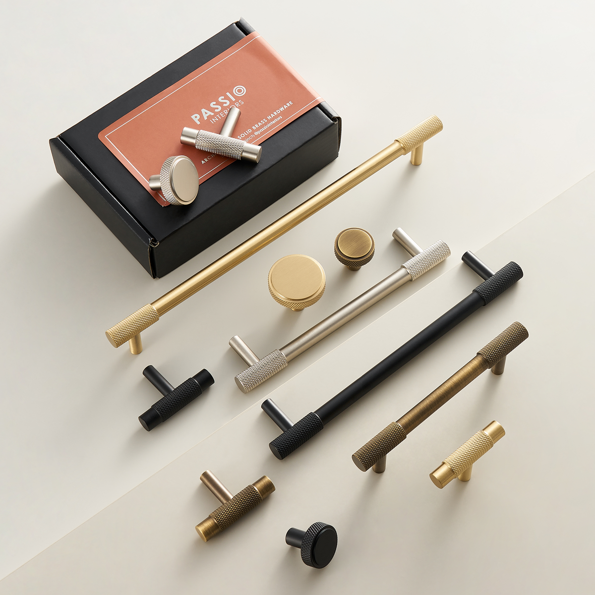 Hans Solid Brass Handle | Black