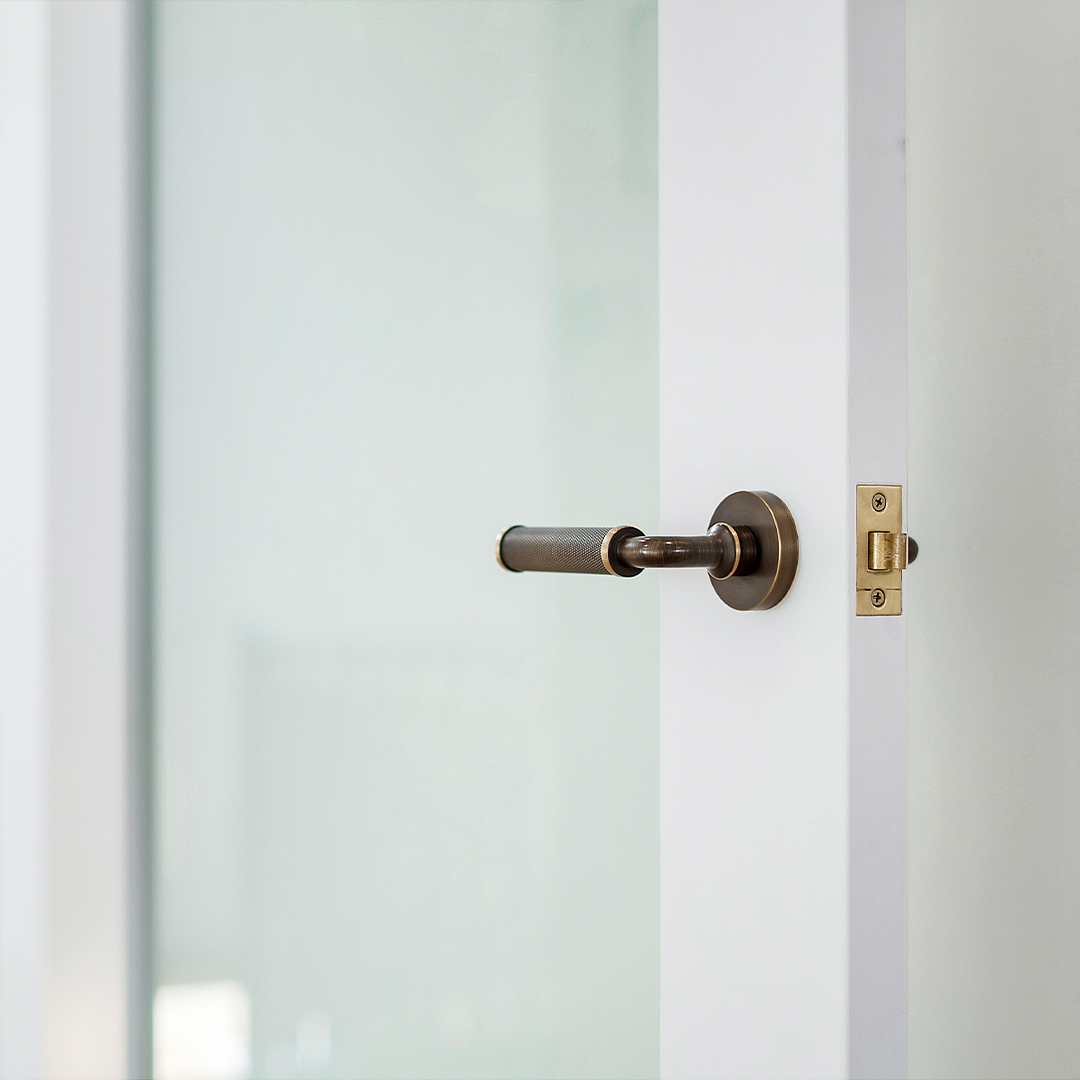 Matteo Solid Brass Door Lever | Bronze