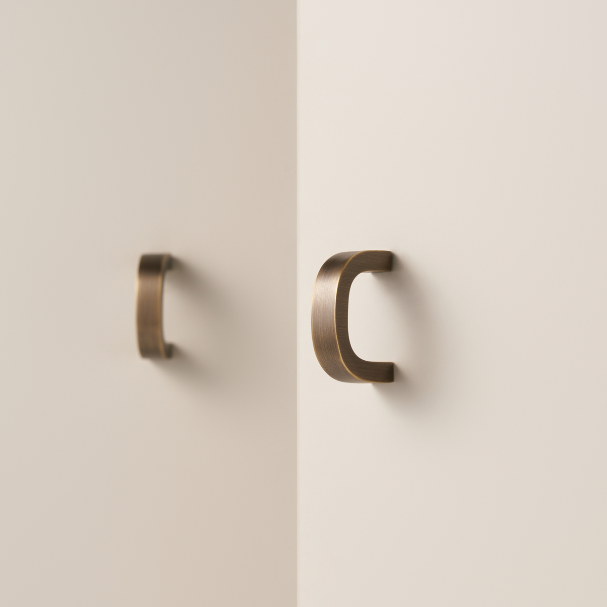 Sora Solid Brass Handle | Bronze