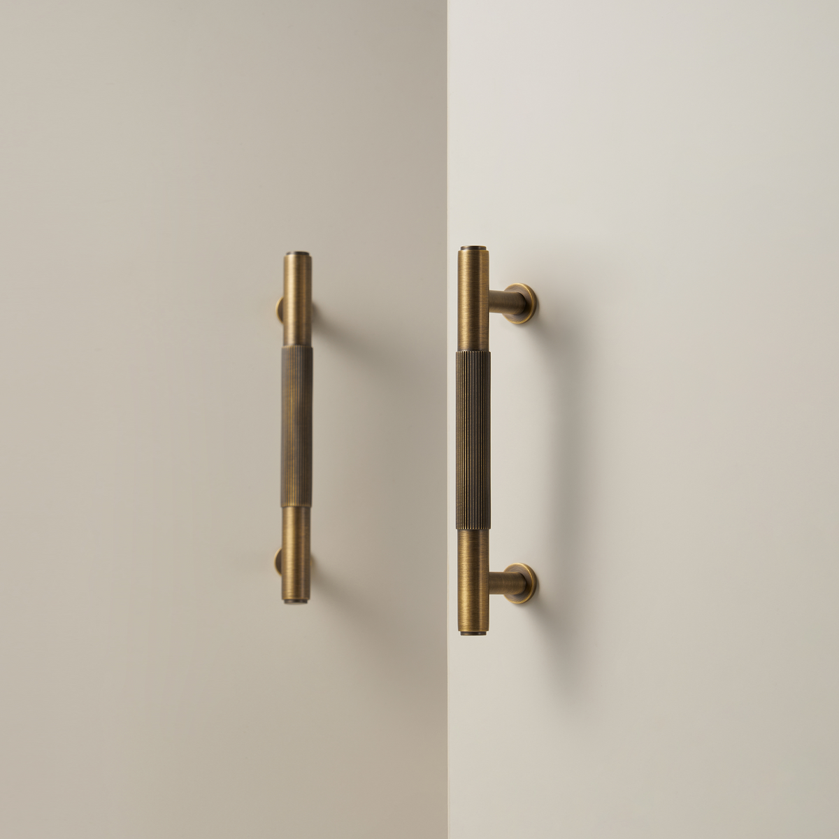 Vexel Solid Brass Handle | Bronze