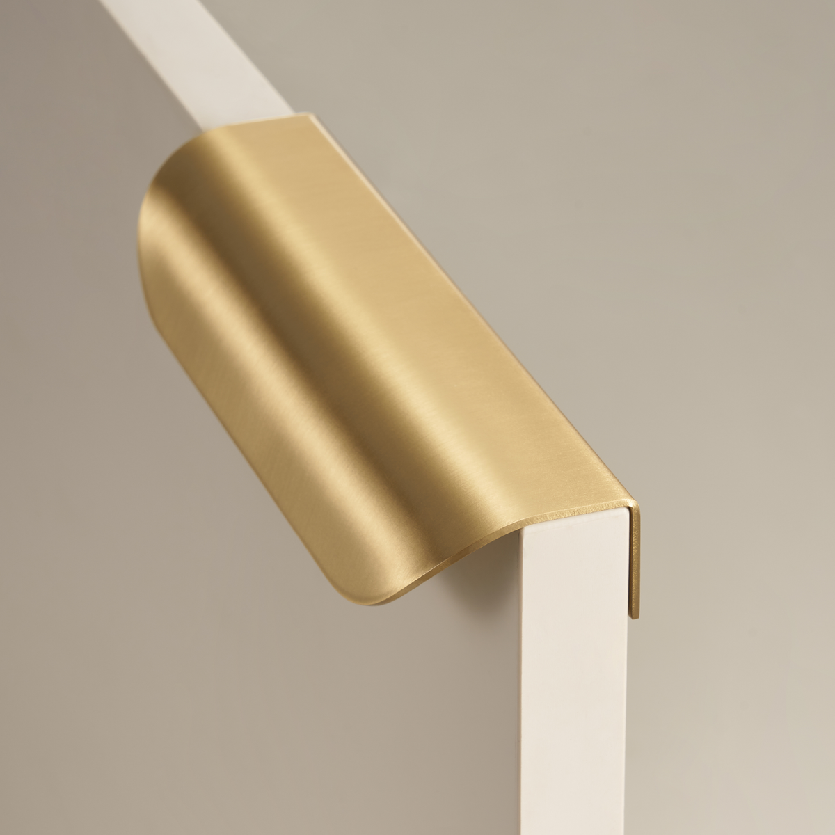 Wade Solid Brass Lip Pull | Satin Brass