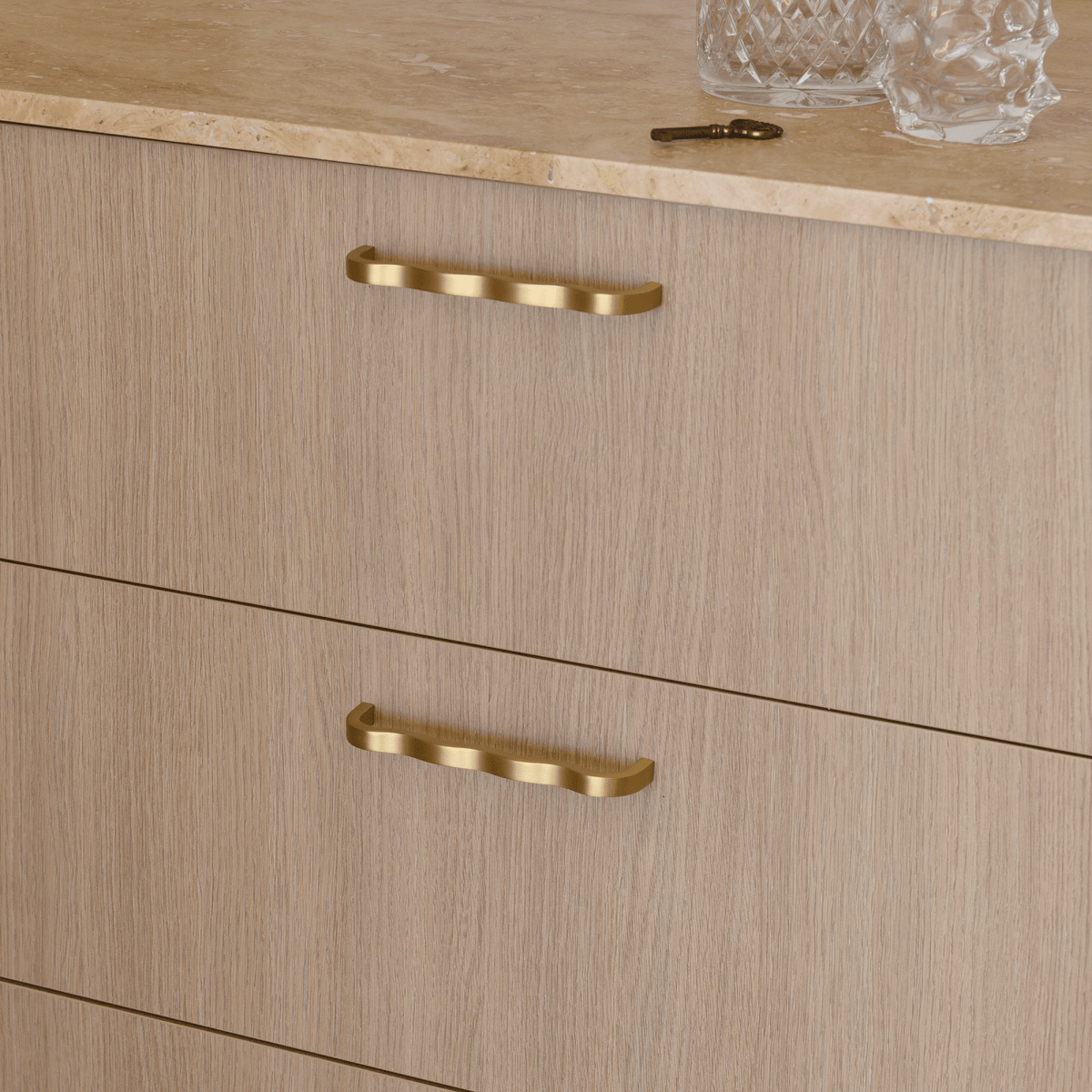 Wavey Solid Brass Handle | Satin Brass - Passio Interiors