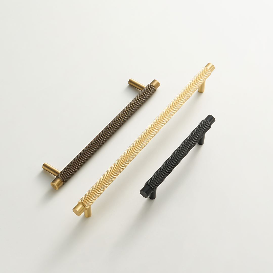 Cruz Solid Brass Handle | Gold