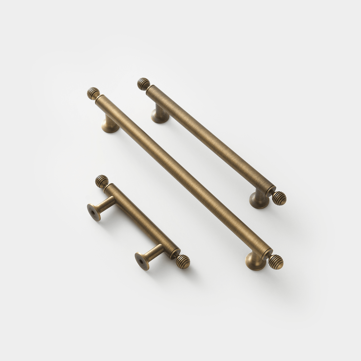 Renzo Solid Brass Handle | Bronze - Passio Interiors