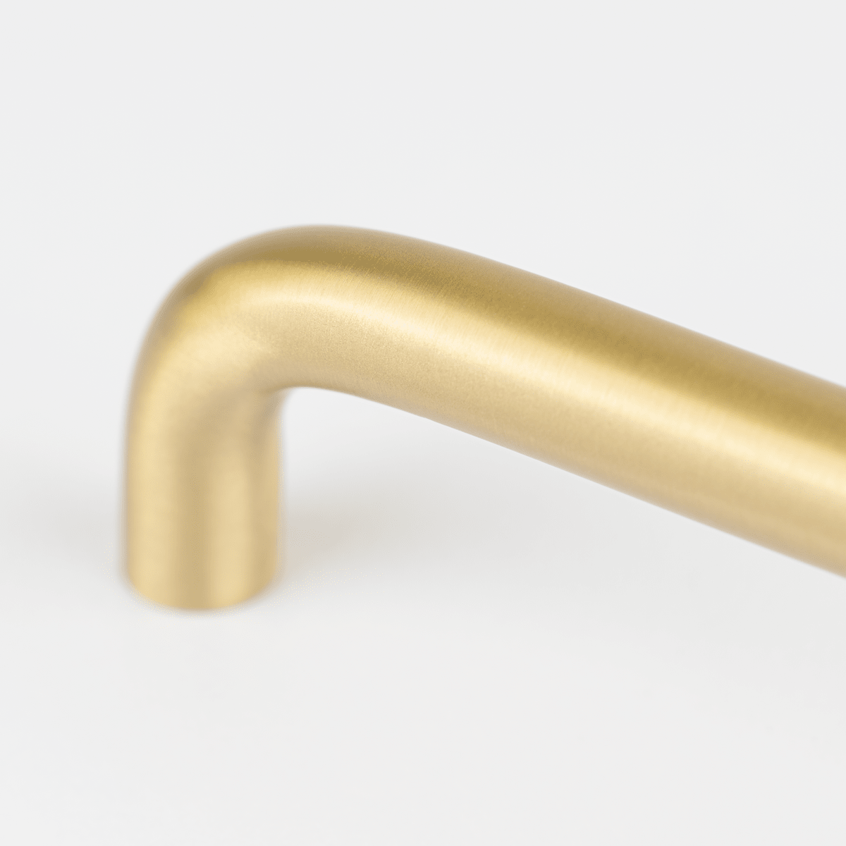 Finn Solid Brass Handle | Satin Brass - Passio Interiors