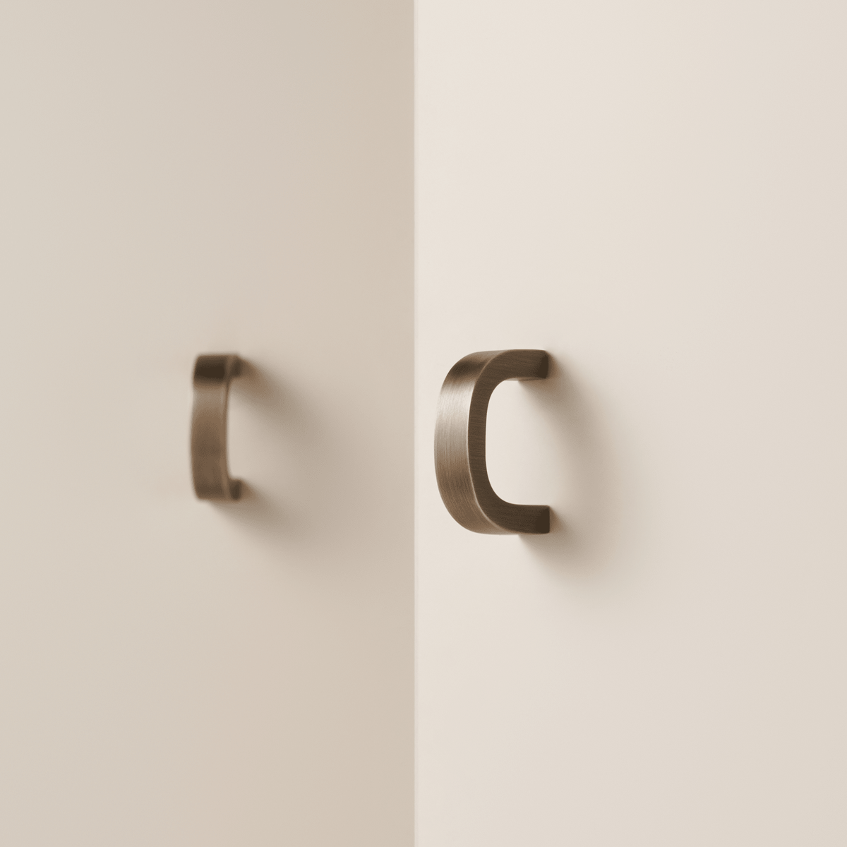 Sora Solid Brass Handle | Bronze - Passio Interiors