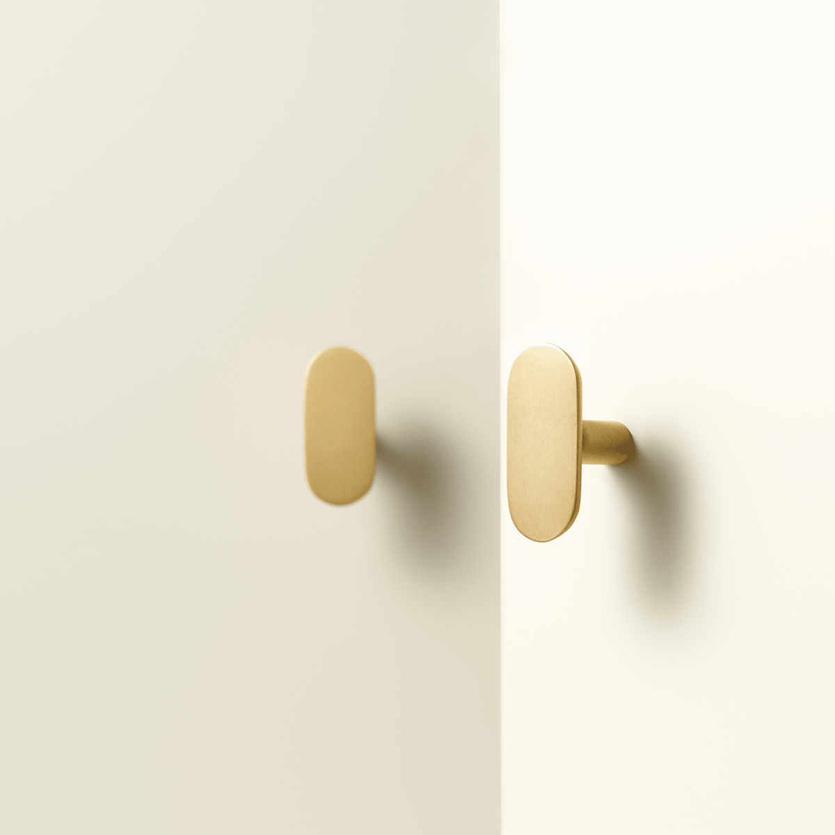 Vela Solid Brass Handle | Gold - Passio Interiors
