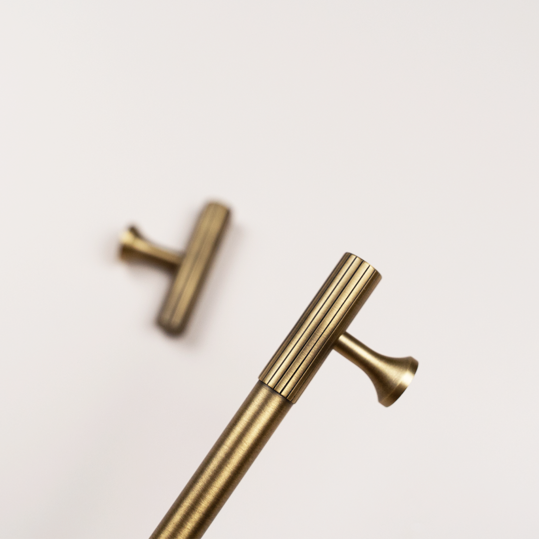 Freya Solid Brass Handle | Antique Bronze XS - XXL