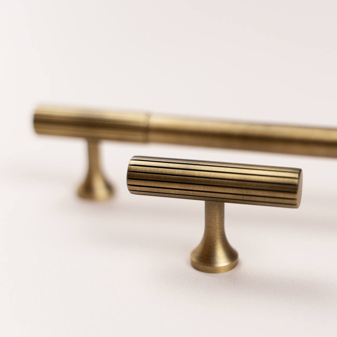 Freya Solid Brass Handle | Antique Bronze XS - XXL