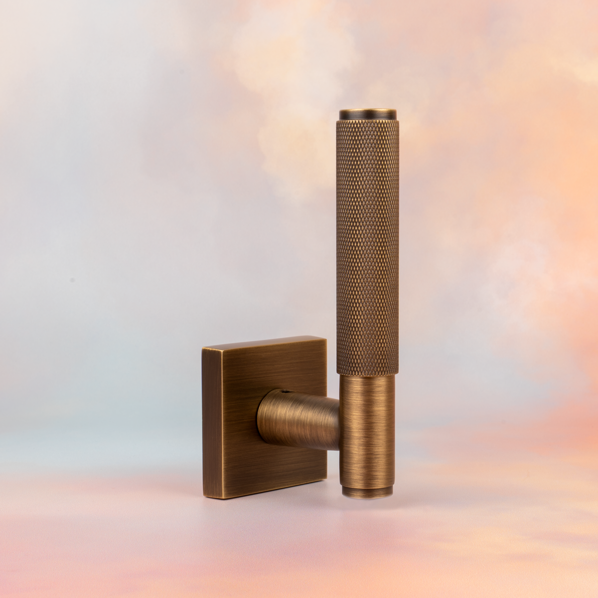 Knox Solid Brass Door Lever II | Bronze